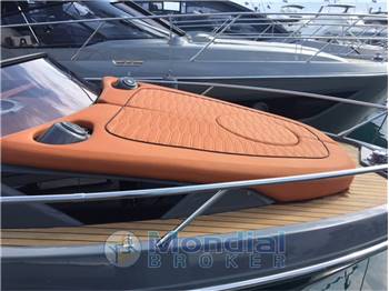 Cranchi Endurance 30