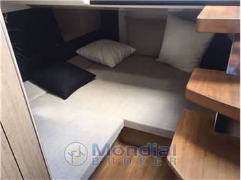 Cranchi Endurance 30
