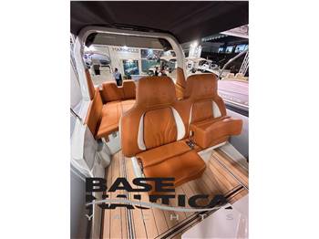 ITALBOATS STINGHER 32 GT