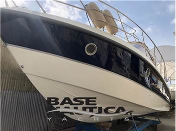 CRANCHI YACHTS ZAFFIRO 32