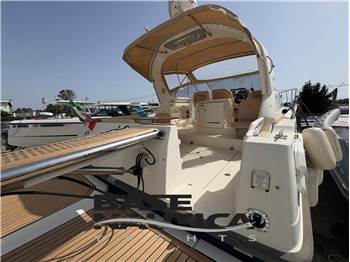 CRANCHI YACHTS ZAFFIRO 32