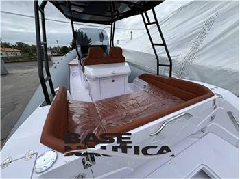 ITALBOATS STINGHER 28 GT