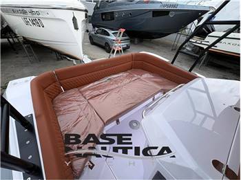 ITALBOATS STINGHER 28 GT