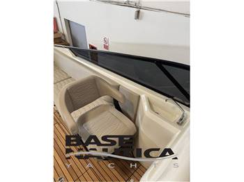 Cranchi E26 Rider
