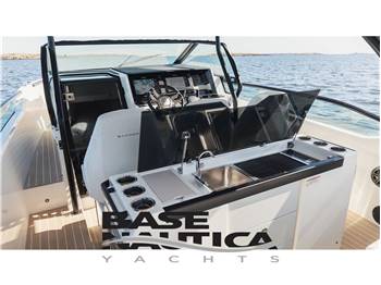 SAXDOR YACHTS 320 GTO