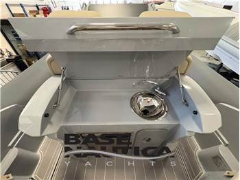 ITALBOATS STINGHER 32 GT