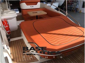 Cranchi E30 Endurance