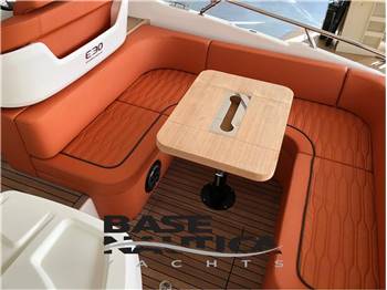 Cranchi E30 Endurance