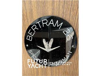 BERTRAM 26 SF