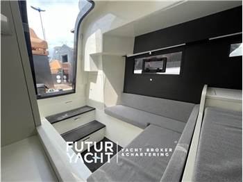 AUIRA YACHTS 30 CABIN