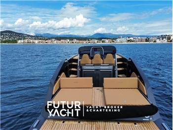 AUIRA YACHTS 30 CABIN