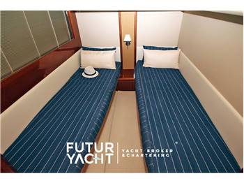 PRINCESS V53