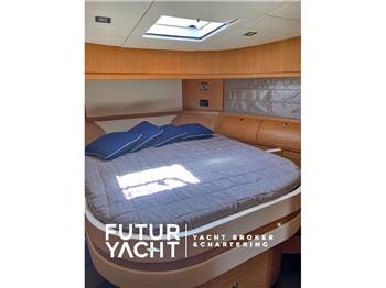 CAYMAN 48 HT