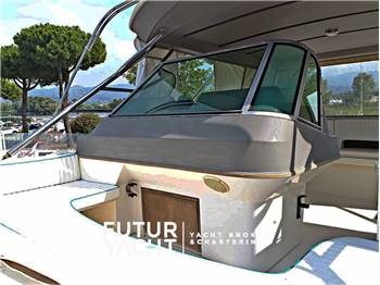 CRUISER 4280 EXPRESS  BRIDGE