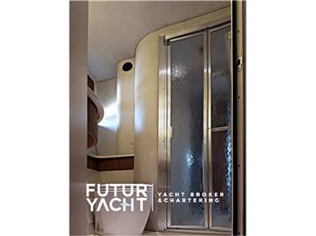 CRUISER 4280 EXPRESS  BRIDGE