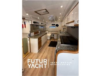 CANTIERI NAVALI LAVAGNA ADMIRAL 28