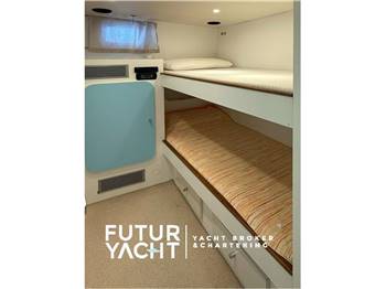 CANTIERI NAVALI LAVAGNA ADMIRAL 28