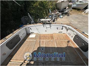 Bertram Express 31 Cruiser (PROJECT BY THUNDERBOAT ITALIA)