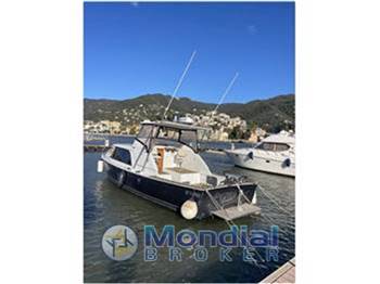 Bertram Express 31 Cruiser (PROJECT BY THUNDERBOAT ITALIA)