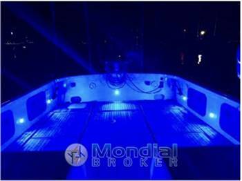 Bertram Express 31 Cruiser (PROJECT BY THUNDERBOAT ITALIA)