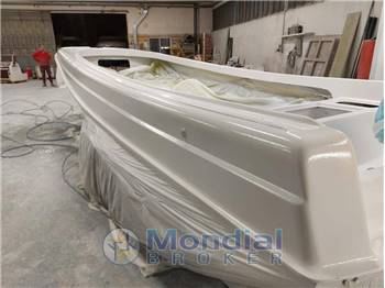 Boston Whaler Outrage 21 (REFIT COMPLETO)