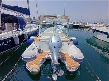 Gommone motonautica vesuviana MV 7,80 COMFORT F.B.