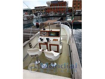 Robalo 2520