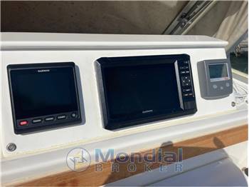 Bertram Yacht 25 Express Cruiser (REFIT COMPLETO)