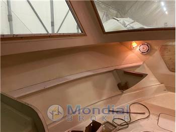 Bertram Yacht 25 Express Cruiser (REFIT COMPLETO)