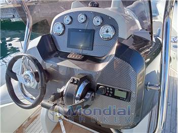 SACS Strider 800