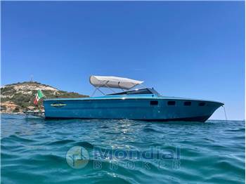 Magnum Marine 38 (REFIT 2024 by THUNDERBOAT ITALIA)