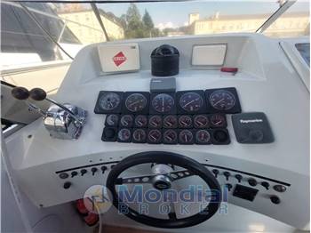 Magnum Marine 40