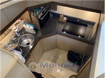 Ferretti Yachts Ferretti 550