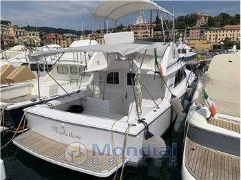 Blackfin Yacht Corp. 29' Flybridge