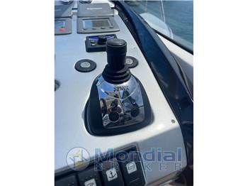 ABSOLUTE YACHTS 47 HARD TOP
