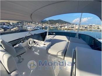 AZIMUT 53 FLY