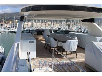 ABSOLUTE YACHTS NAVETTA 70