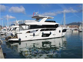 ABSOLUTE YACHTS NAVETTA 70