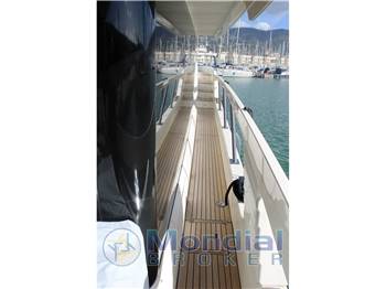 ABSOLUTE YACHTS NAVETTA 70