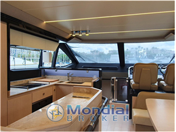 AZIMUT 66 Flybridge