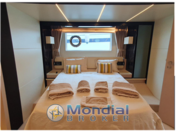 AZIMUT 66 Flybridge