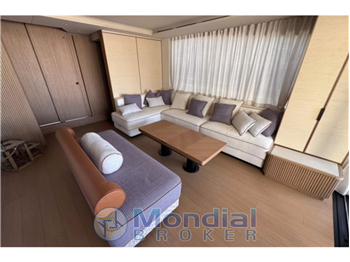 AZIMUT YACHTS SEADECK 7
