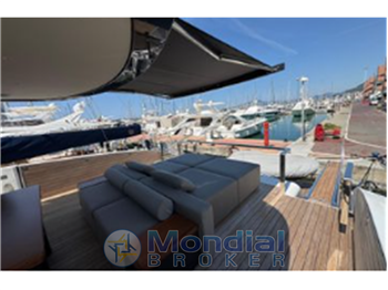 AZIMUT YACHTS SEADECK 7