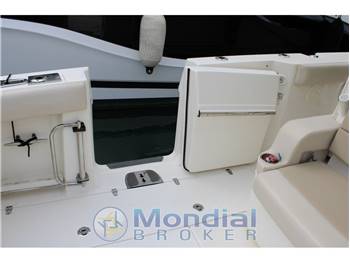 BOSTON WHALER USA 380 OUTRAGE ANNIVERSARY