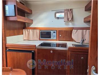 MAINSHIP USA 34 PILOT RUM RUNNER