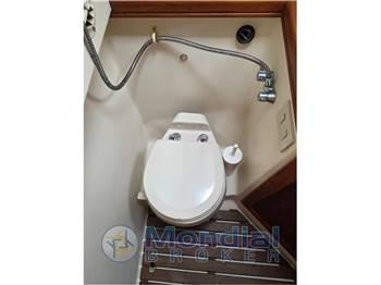 MAINSHIP USA 34 PILOT RUM RUNNER