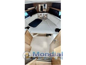 Azimut Atlantis 34