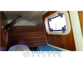 Nautor Swan 38