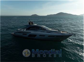 Pershing 7X - Gruppo Ferretti 7X