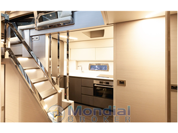 Pershing 7X - Gruppo Ferretti 7X